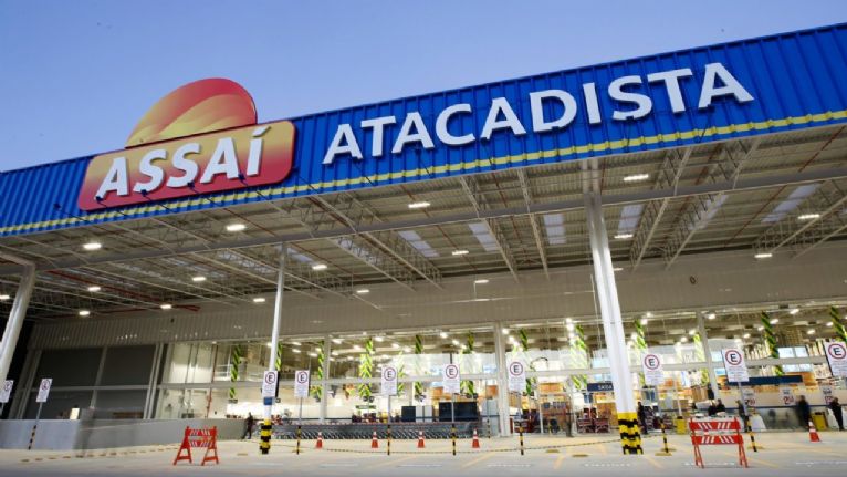 Assaí Atacadista manterá duas unidades em atividade no bairro do Mogilar