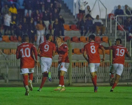 União Mogi realiza seletivas sob comando de Robison dos Santos