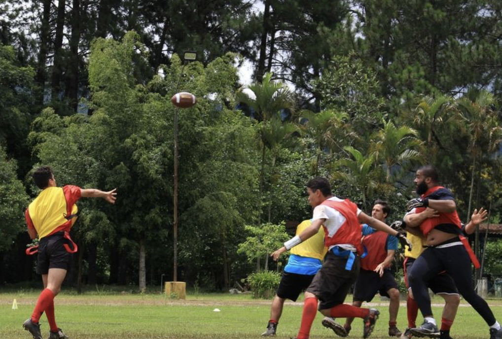 Time de futebol americano de Mogi marca treino aberto; saiba como se inscrever
