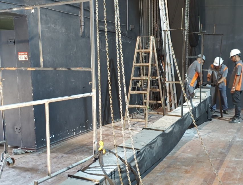 Theatro Vasques terá nova tela de projeção após 20 anos