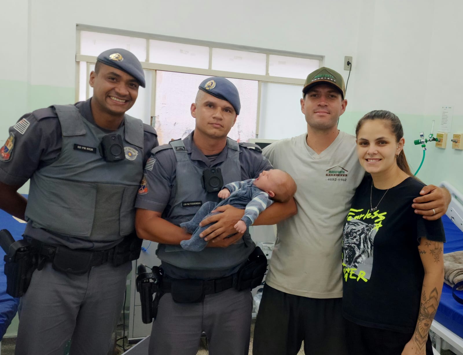 Policiais Militares salvam bebê engasgado em Biritiba Mirim
