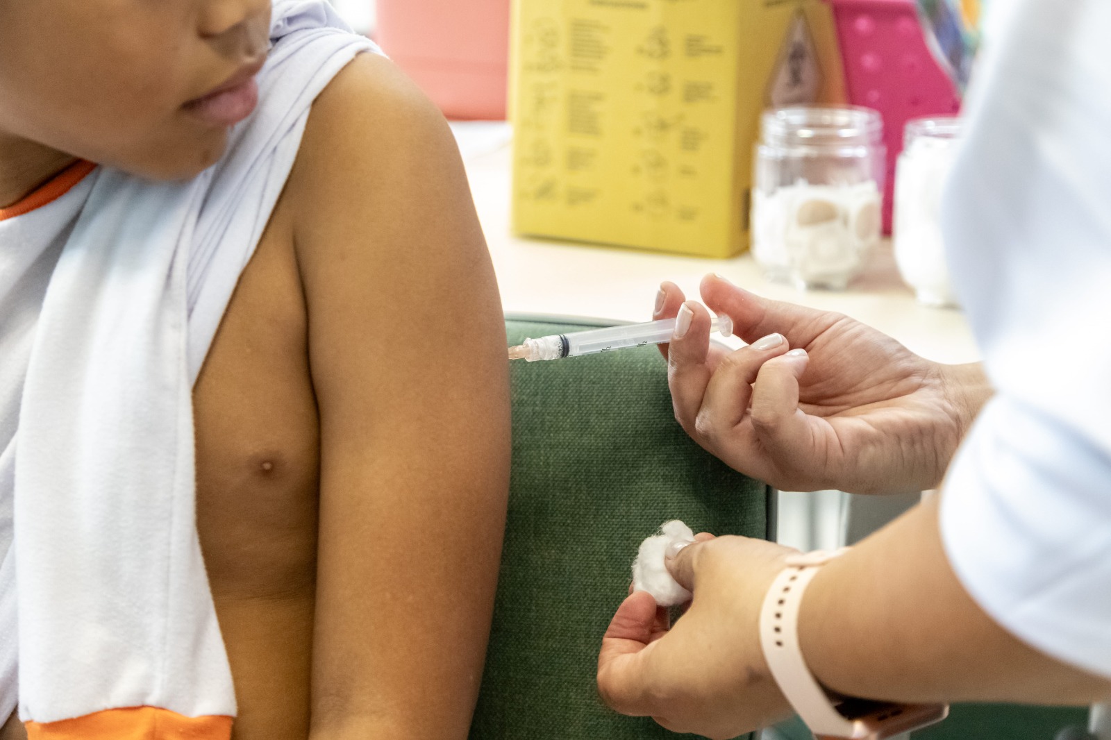Guararema amplia público-alvo para vacinação contra a dengue
