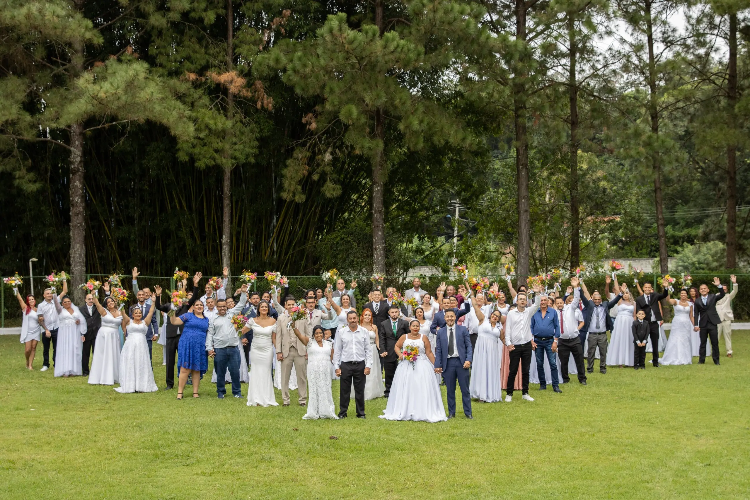 Casamento Comunitário de Itaquá celebra a união de 40 casais