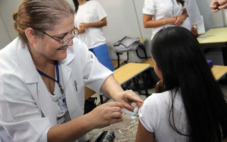 Mogi realiza vacinação em dose única contra HPV
