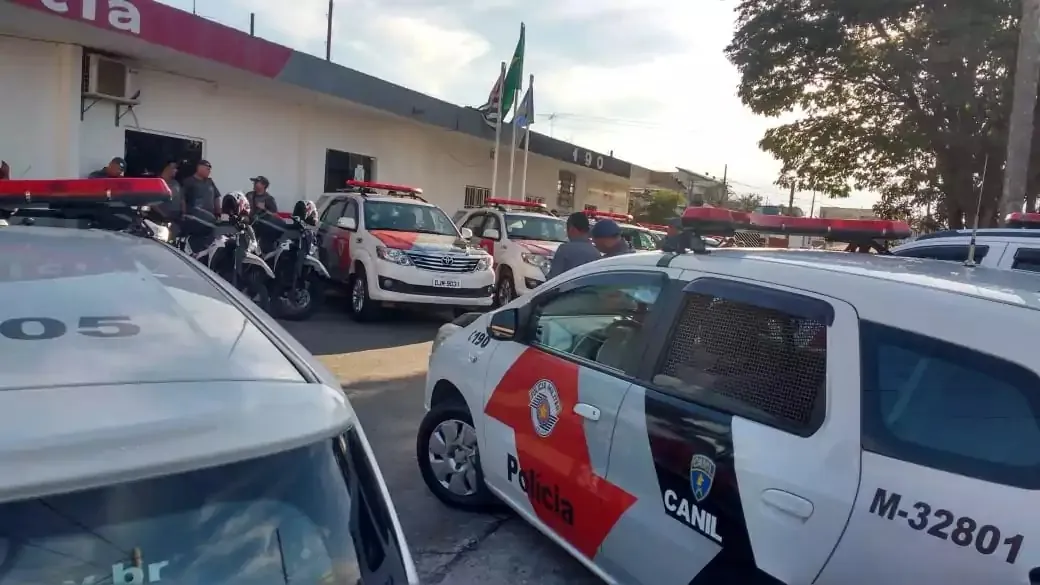 Bebê de 24 dias é desengasgada pela polícia em Biritiba Mirim