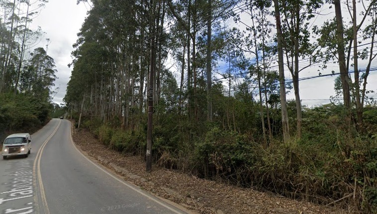 Homem morre após receber descarga elétrica em poste de Mogi