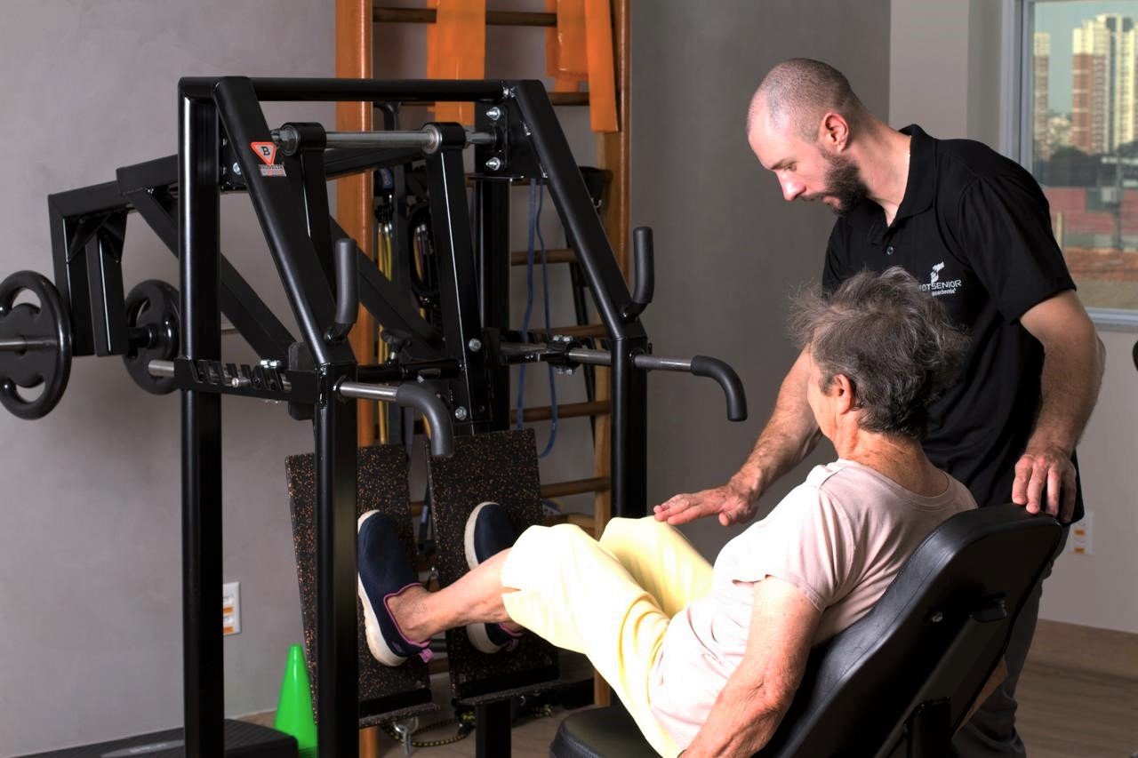 Expectativa de vida dos brasileiros cai e exige maior cuidado com a saúde, alertam especialistas do Imot