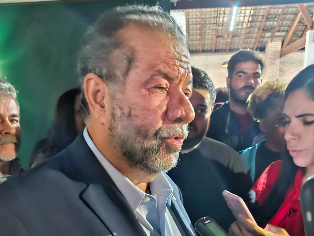 Carlos Lupi vem a Mogi e diz: 'Meta é reduzir o tempo de espera no INSS para 30 dias'