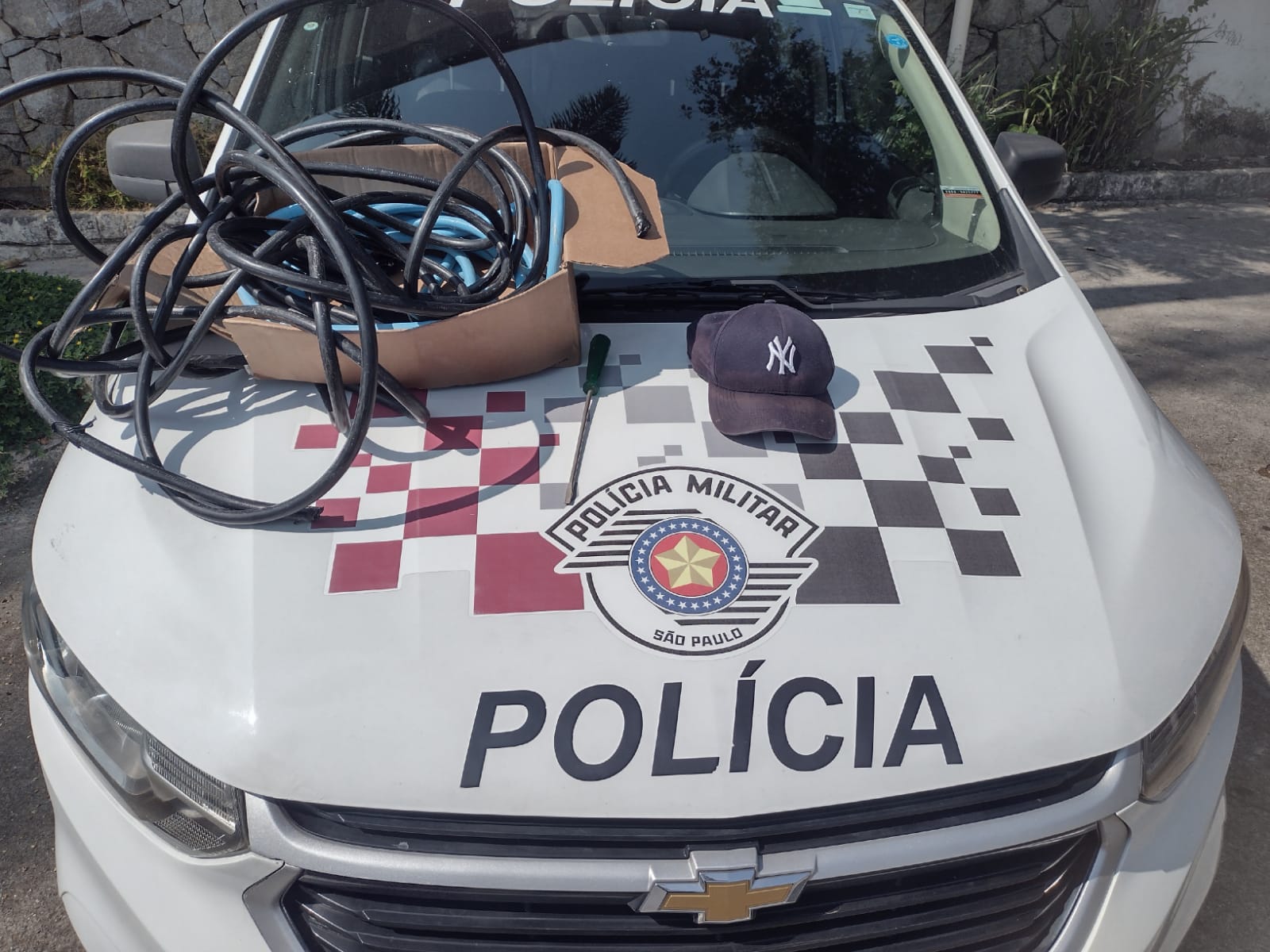 Homem é preso por furtar cabos elétricos em construção de Arujá