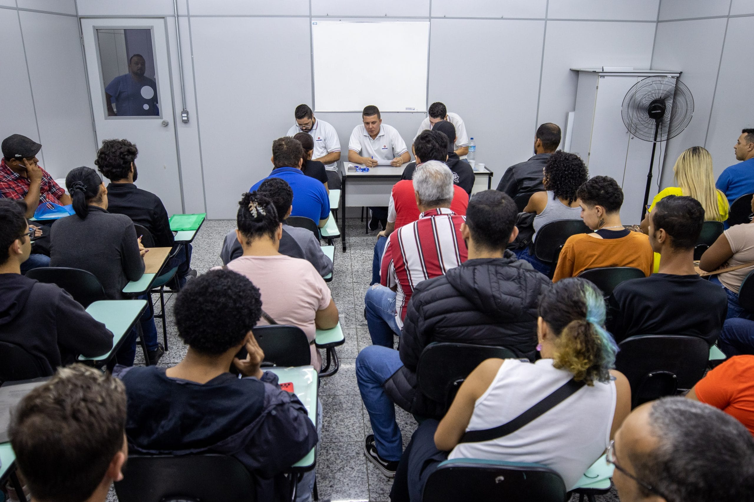 Itaquá oferece 1,5 mil vagas de emprego; veja como se inscrever