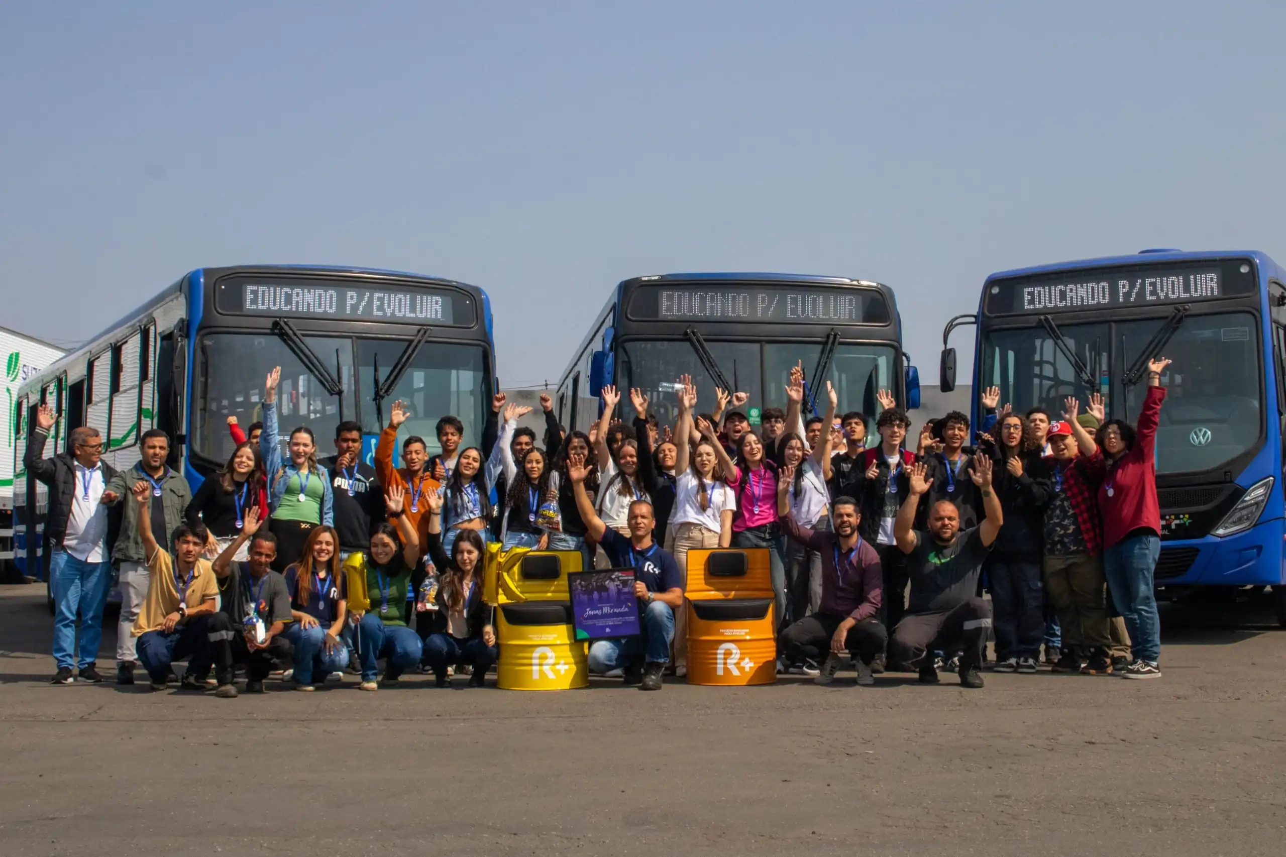 Radial Transportes atinge a marca de mil alunos atendidos no projeto 'Educando para Evoluir'