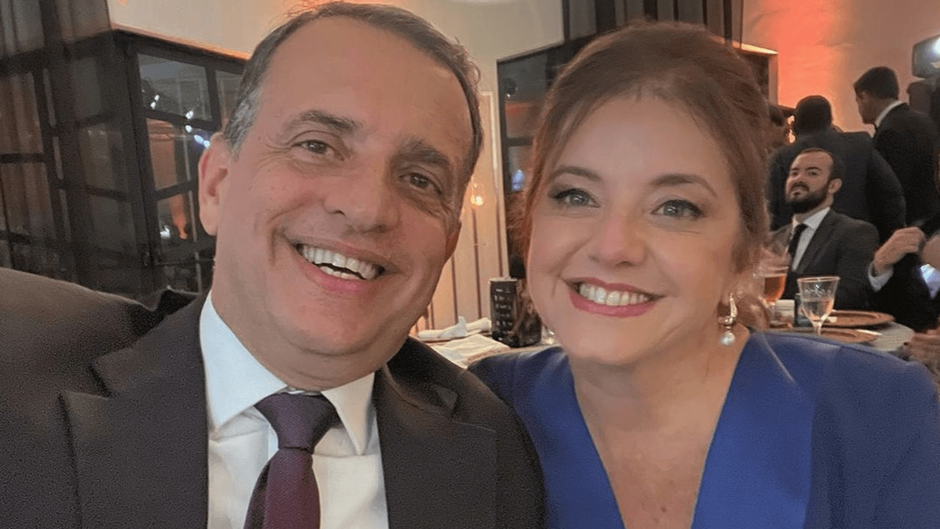 ‘Primeiro-damo’? O Diário explica título informal de Marco Bertaiolli 