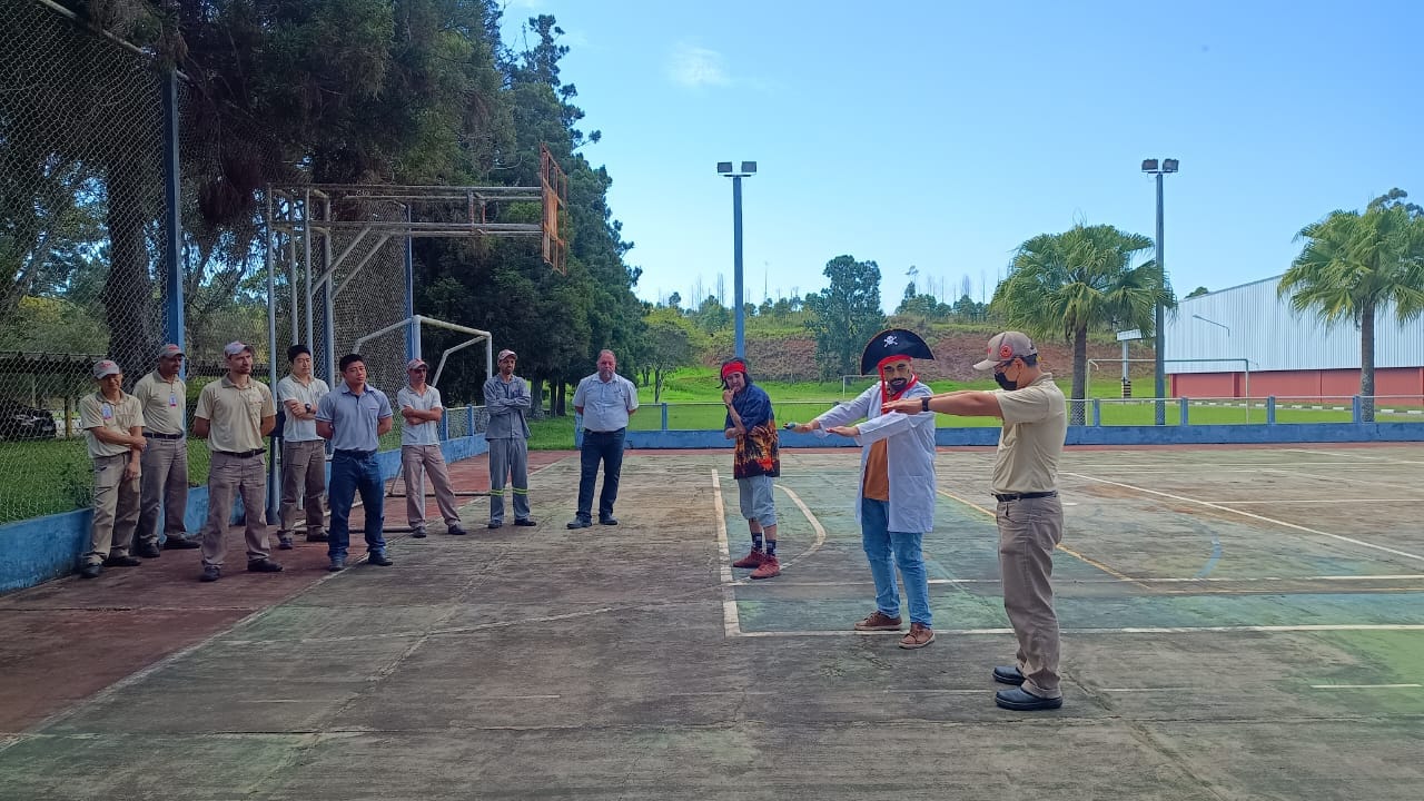 NACHI Brasil inicia campanha de conscientização sobre Saúde Masculina com intervenção artística para os colaboradores