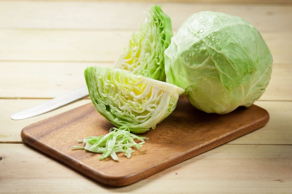 11 alimentos ricos em vitamina K que favorecem a saúde do fígado