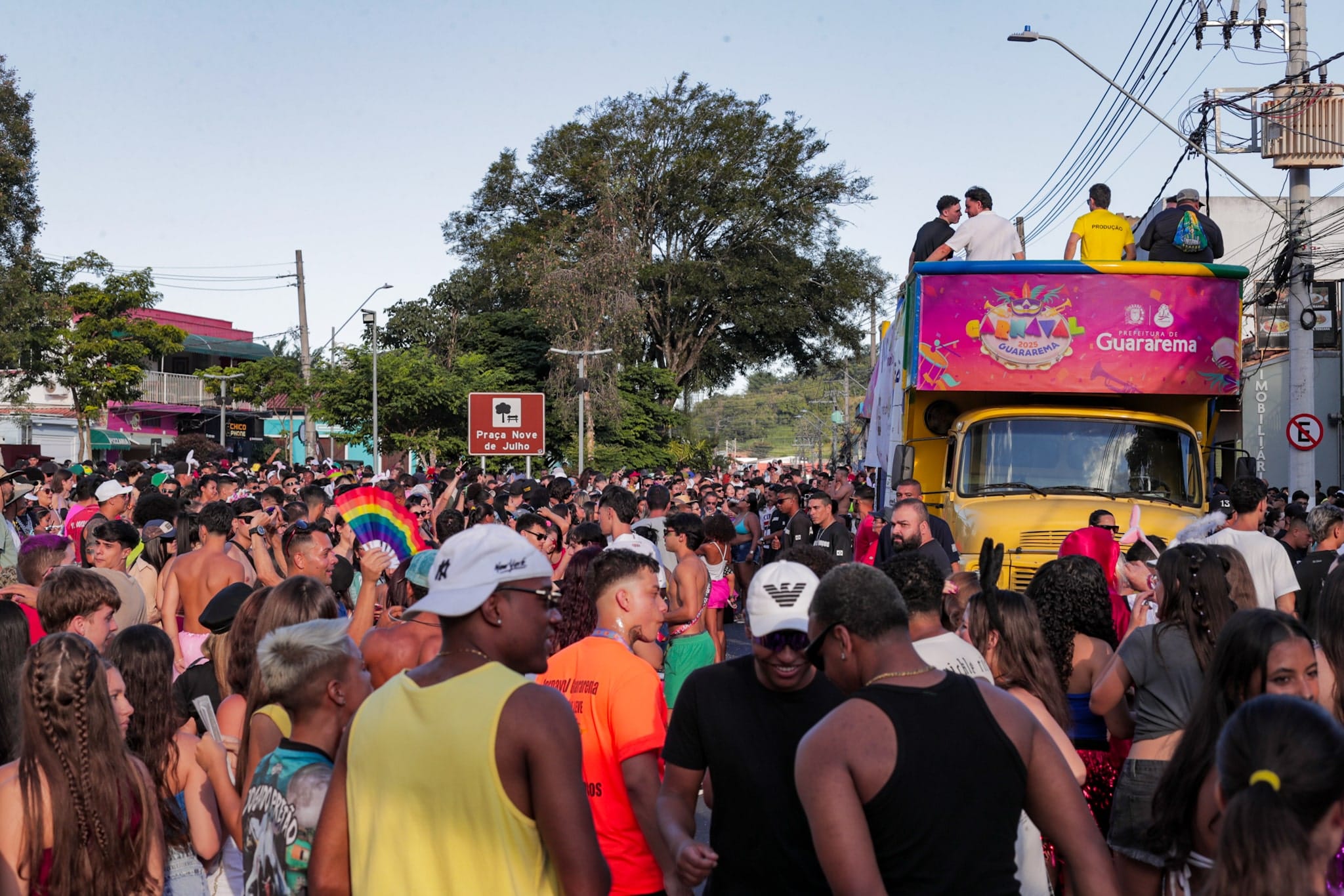 Carnaval 2025 em Guararema atrai cerca de 60 mil foliões