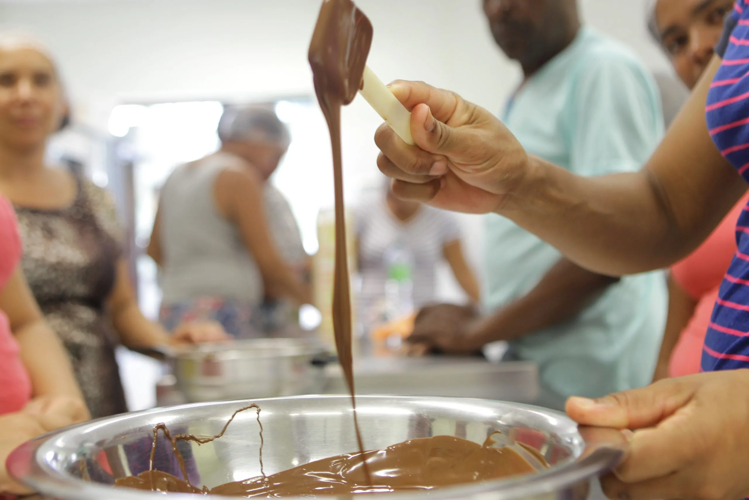 Prefeitura de Suzano abre vagas para curso de fabricação de ovos de Páscoa