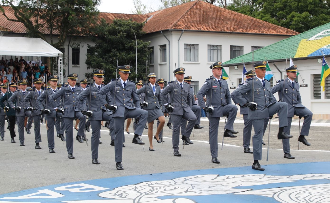 Governo de SP publica edital para 165 vagas de aluno-oficial da PM; salário inicial é de R$ 4,8 mil