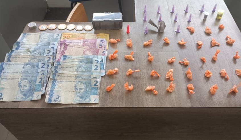 GCM de Mogi detém dois suspeitos por tráfico de drogas na Vila Paulista