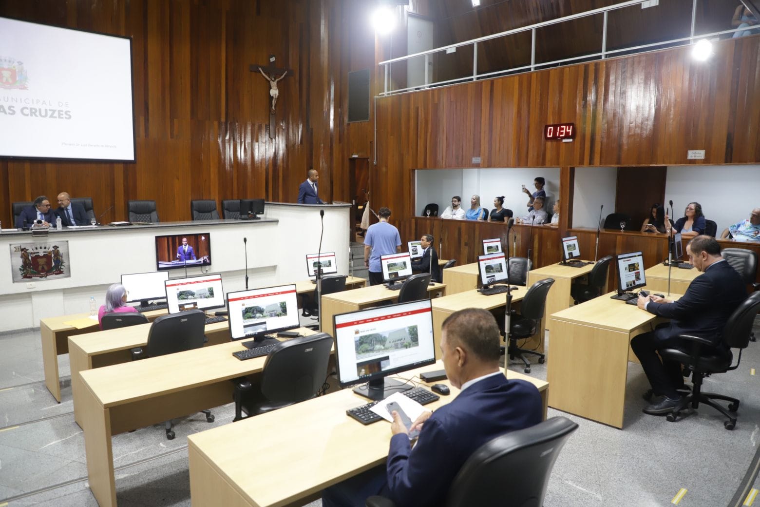 Vereadores de Mogi pedem que Estado realize investimentos no hospital Arnaldo Pezzuti
