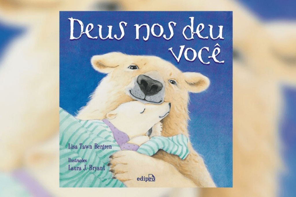 Capa de livro com o título e nome do autor com a ilustração de uma ursa-polar adulta e uma ursa-polar filhote abraçadas e com um cobertor verde listrado cobrindo a filhote
