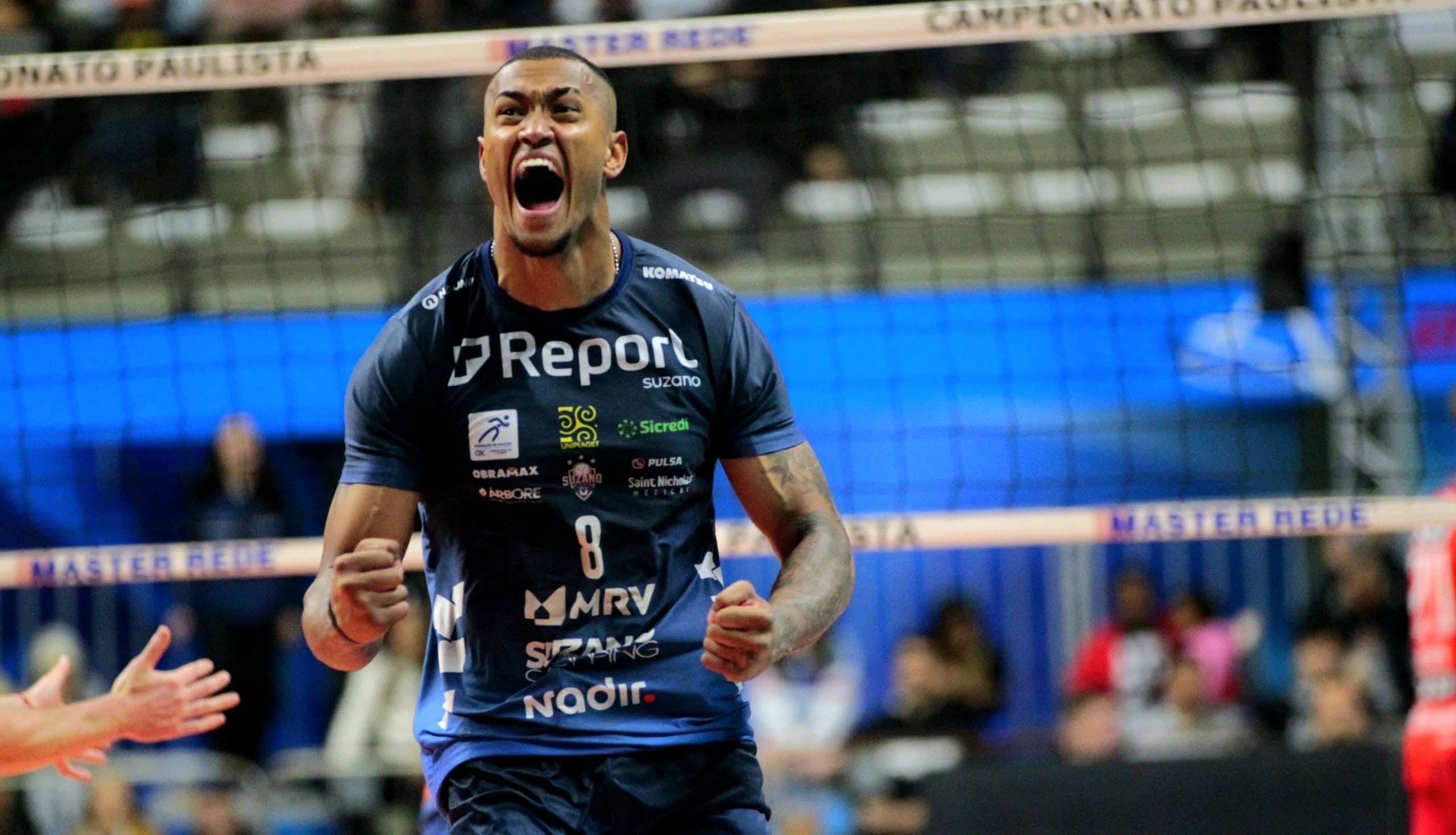 Suzano Vôlei confirma renovação do oposto Guilherme Sabino