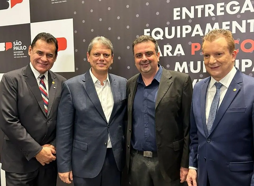 Procon de Mogi ganha carro e tablets para reforçar atendimento ao consumidor