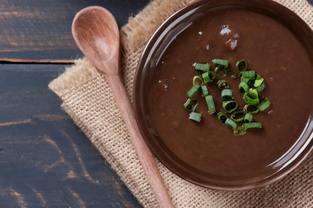 8 receitas de caldos e cremes leves para a festa junina