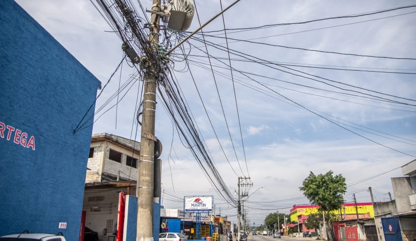 Procon de Mogi multa EDP em R$ 13,7 mi por fios soltos e falhas no fornecimento de energia