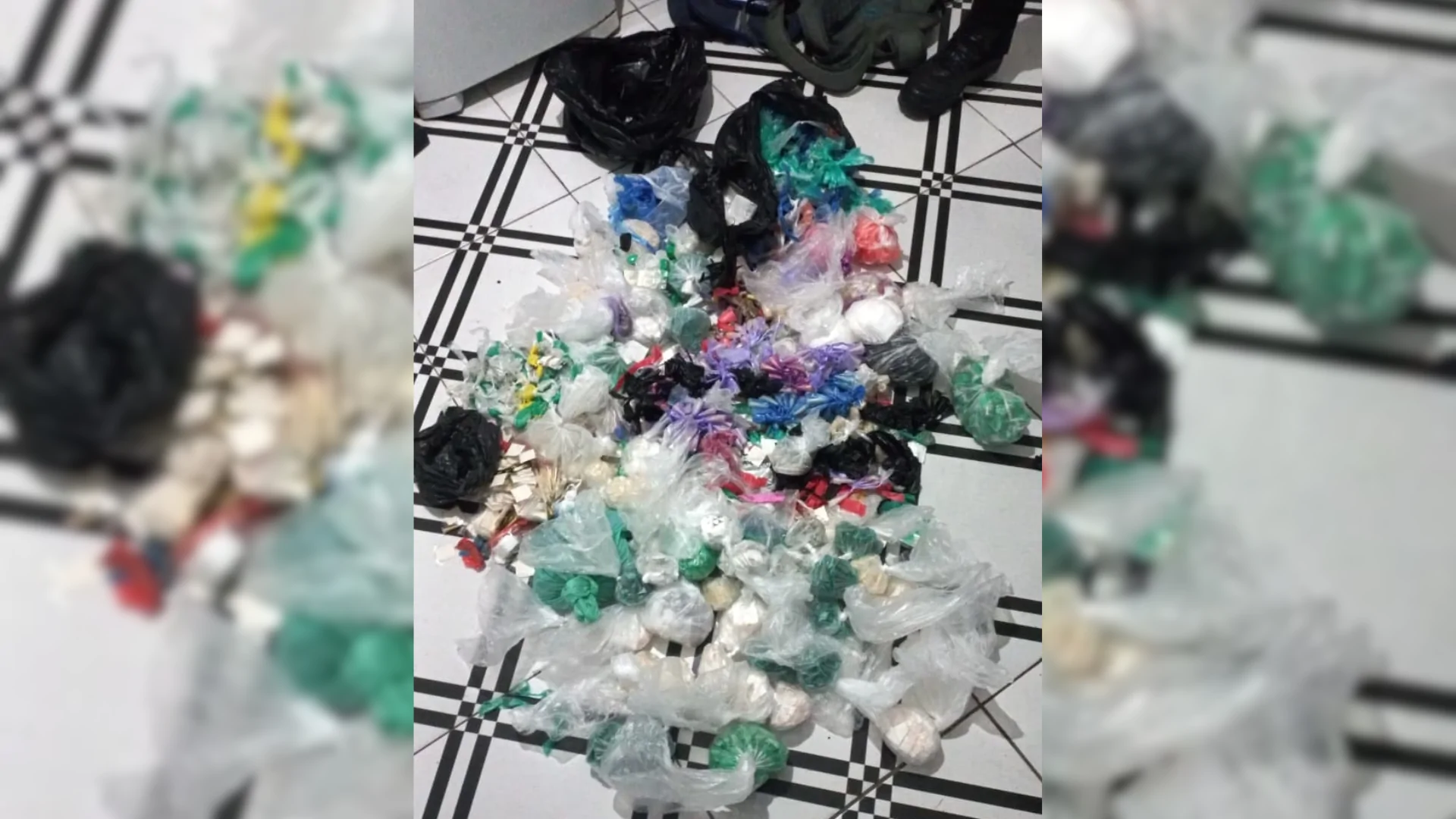 ROMU de Itaquá prende três suspeitos e apreende mais de 5 mil porções de drogas