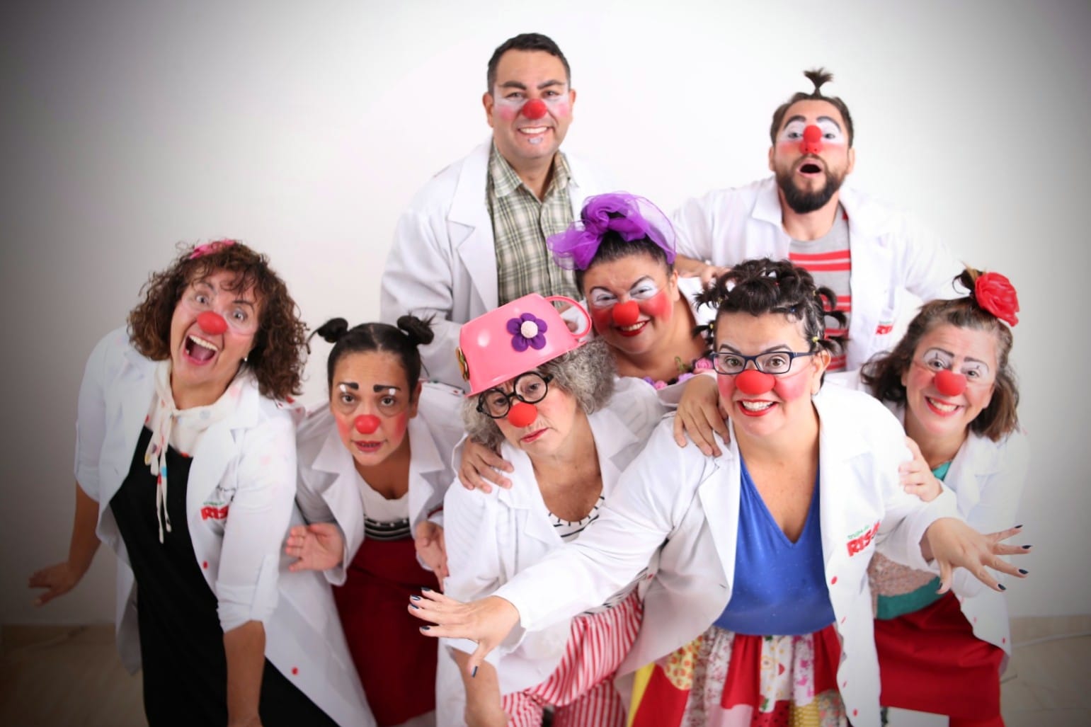 Parceria entre Padrão Serviços e Trupe do Riso leva sorrisos e acolhimento a mais de 6,5 mil pessoas em Mogi