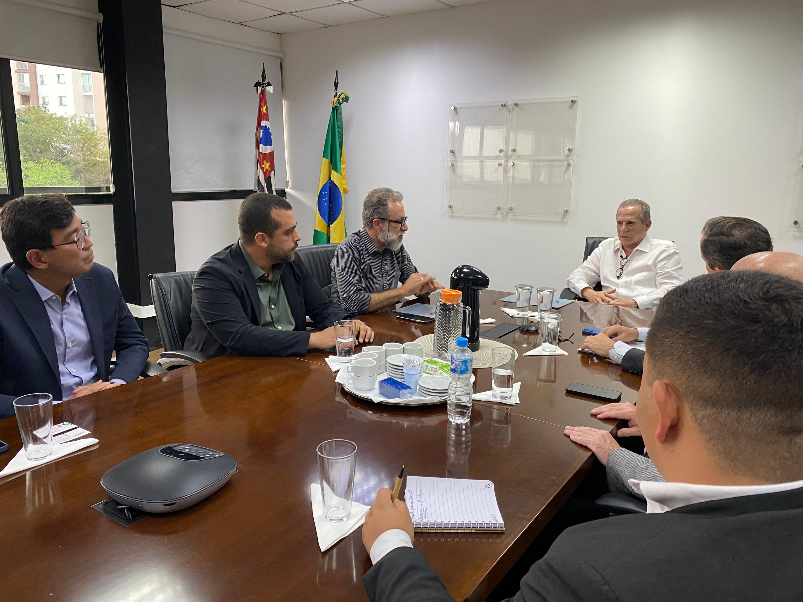 SP se reúne com bares, restaurantes, hotéis e mercados para discutir intoxicação por metanol