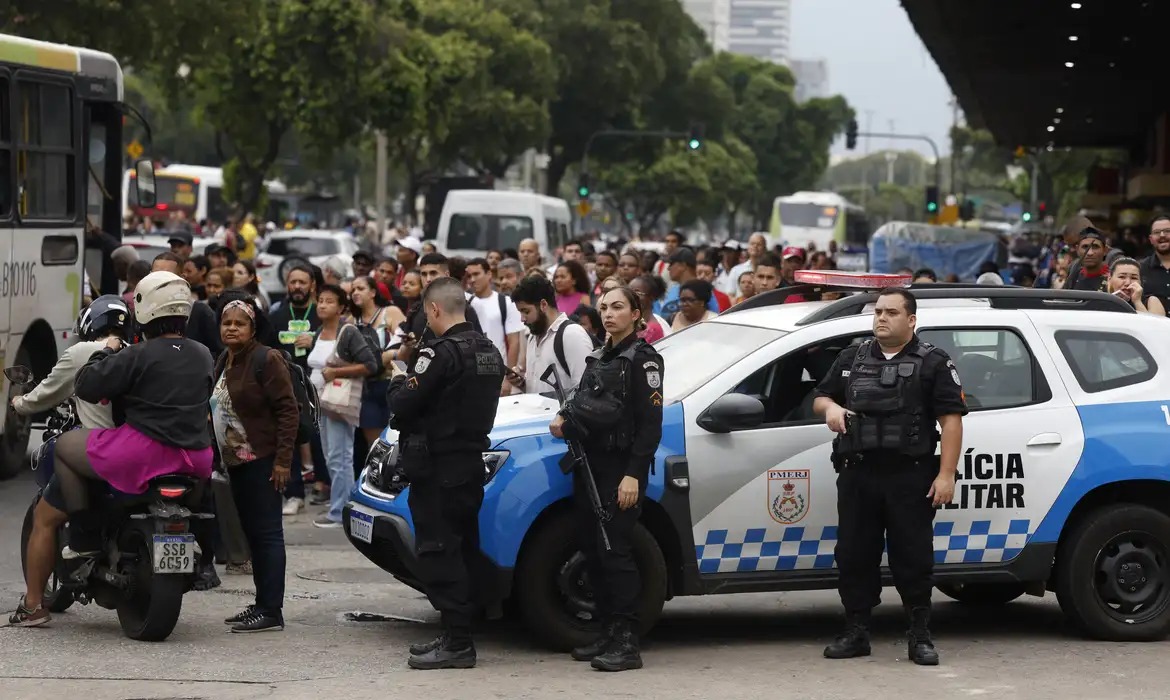 Megaoperação no Rio cumpriu 20 dos 100 mandados de prisão pretendidos
