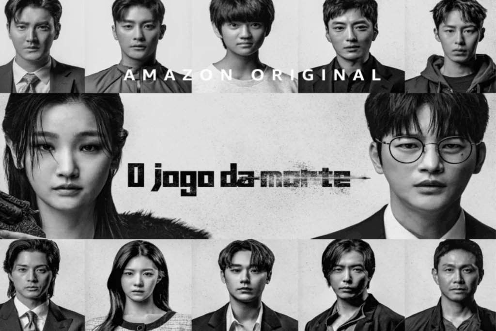 Doze personagens em retratos preto e branco, dispostos em três fileiras com o título centralizado entre eles