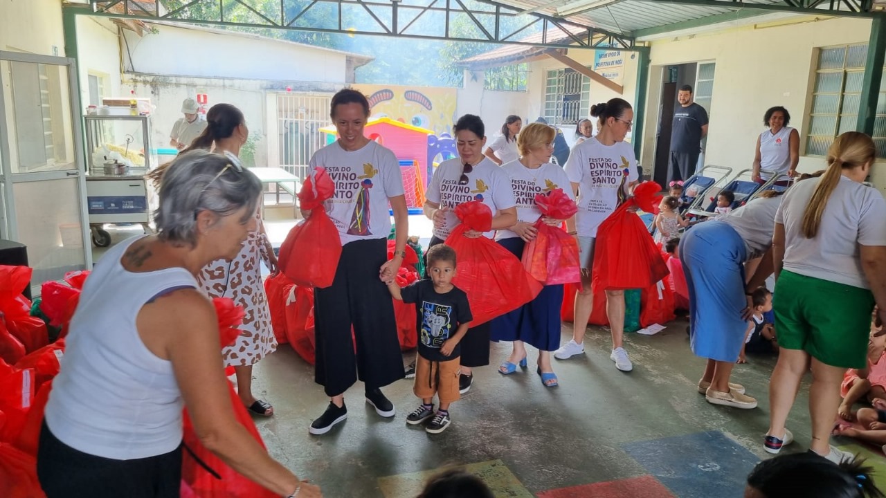 Associação Pró-Festa do Divino promove campanha Natal Solidário para crianças do Botujuru