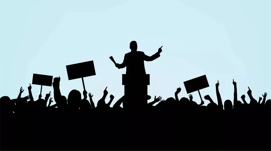 Política: um cemitério de vivos