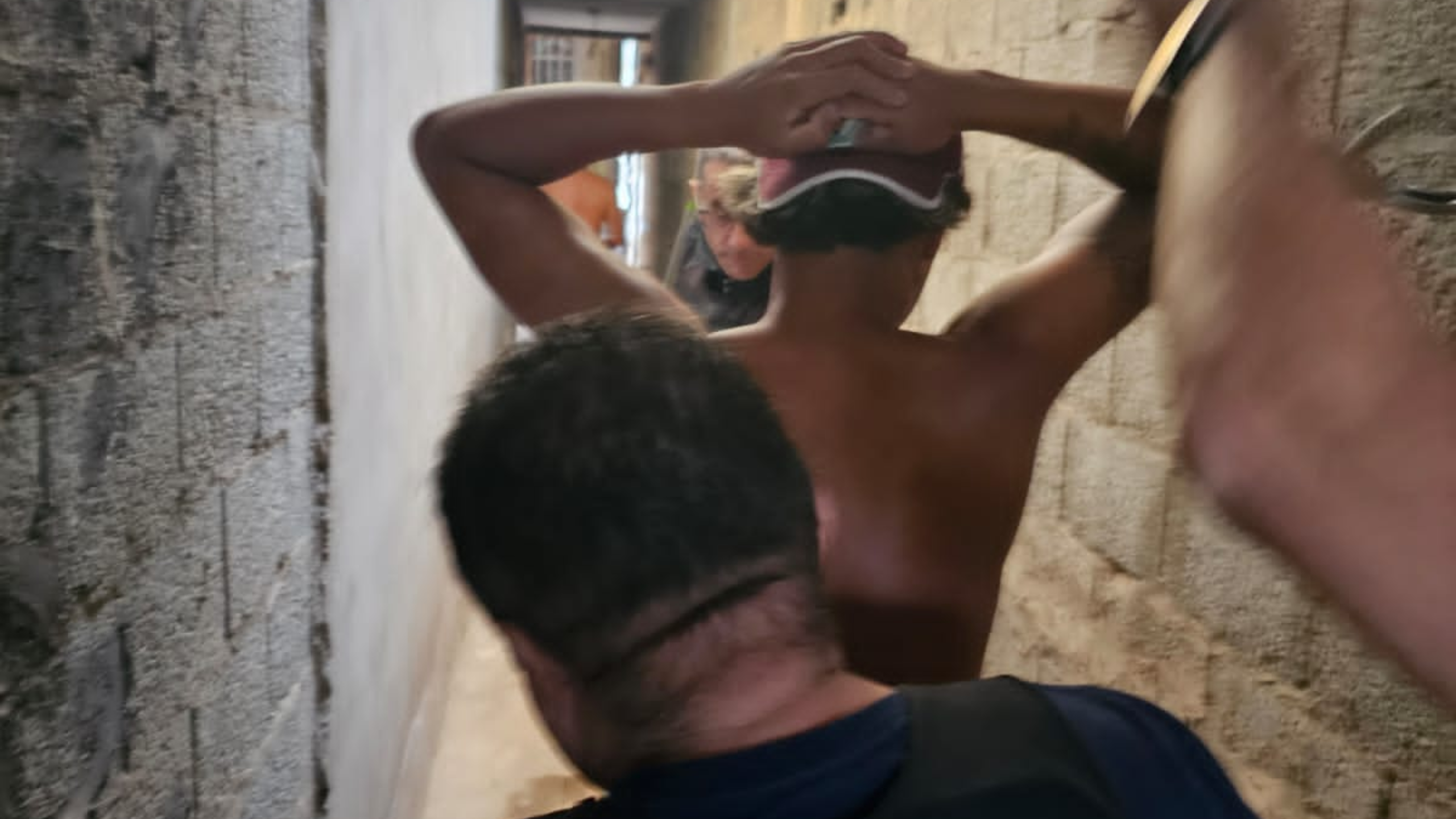 Homem procurado por tentar roubar viatura em Itaquaquecetuba é preso nesta terça-feira