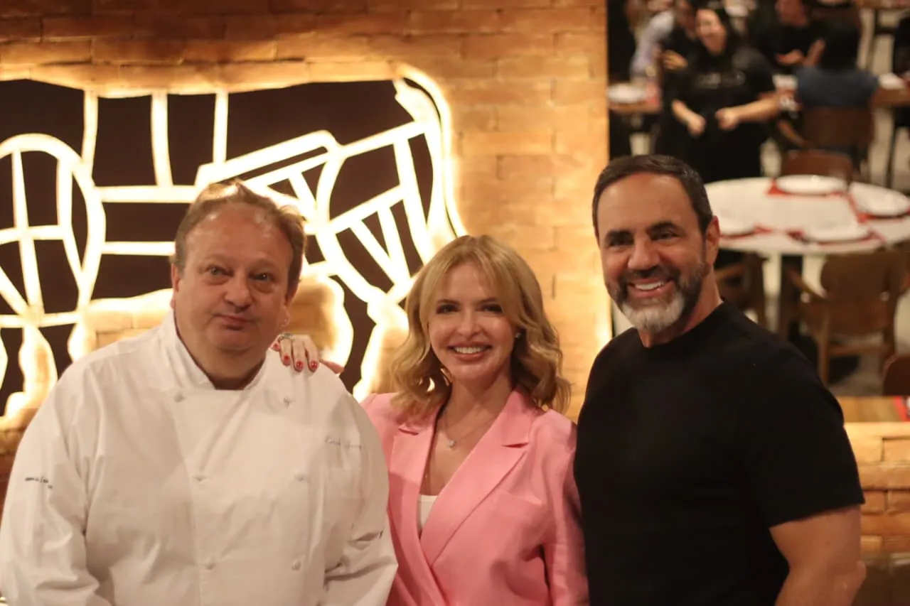 Erick Jacquin inaugura unidade do Steak Bife em Mogi das Cruzes