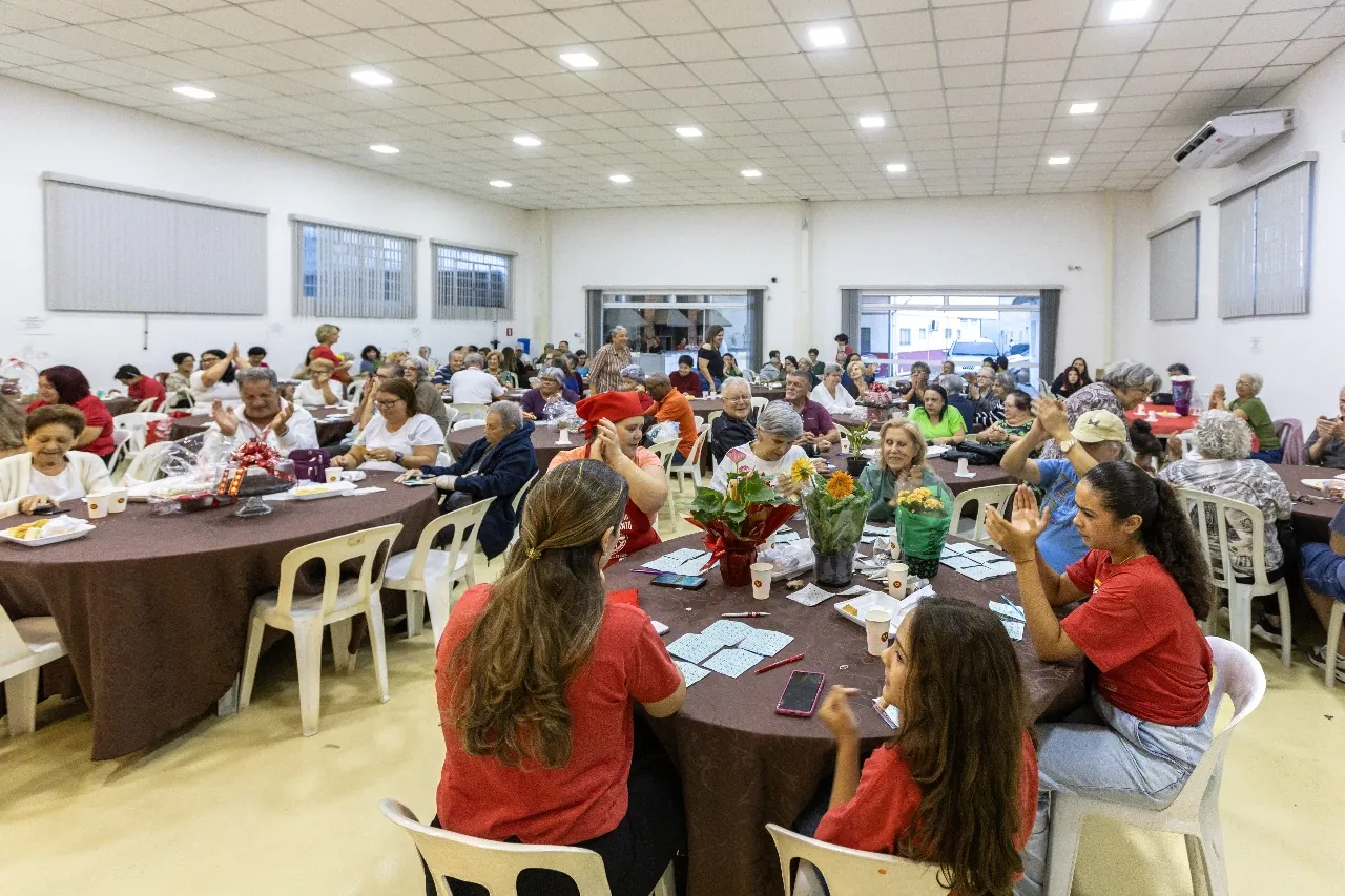 5ª Coroa do Divino e Chá Bingo encerram ano de preparação para a Festa do Divino 2026