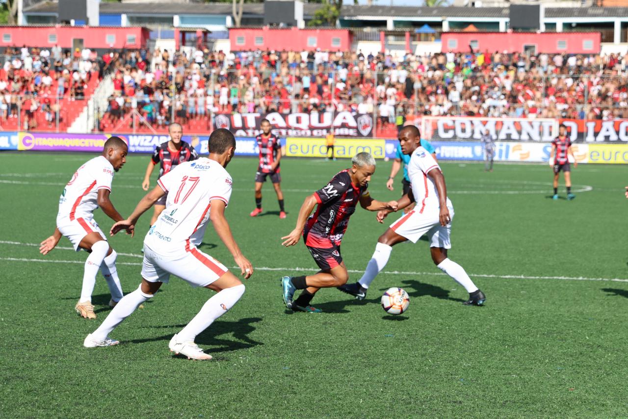 Itaquá vence de virada o União Mogi por 2 a 1 e avança na Copinha 2026