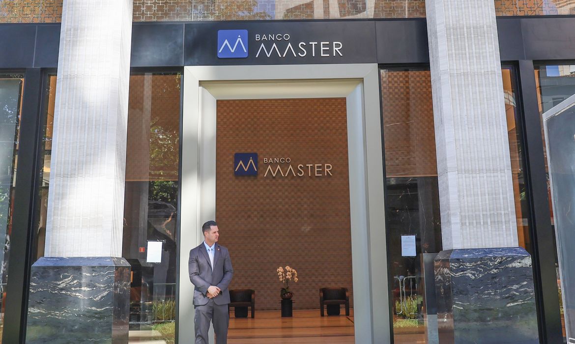 BC decreta liquidação do Banco Pleno, presidido por ex-sócio do Master 