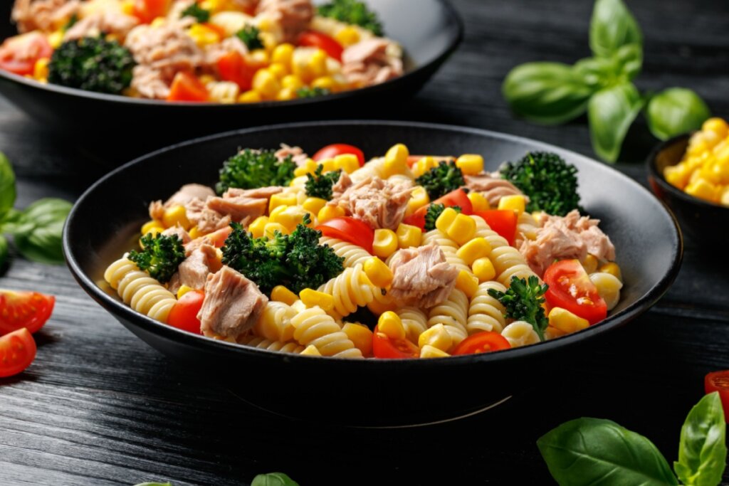 Almoço saudável: 5 receitas leves e refrescantes com peixe 