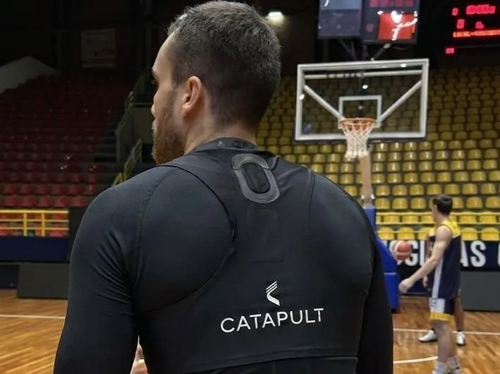 Imot equipa o Mogi Basquete com tecnologia que monitora o desempenho dos jogadores