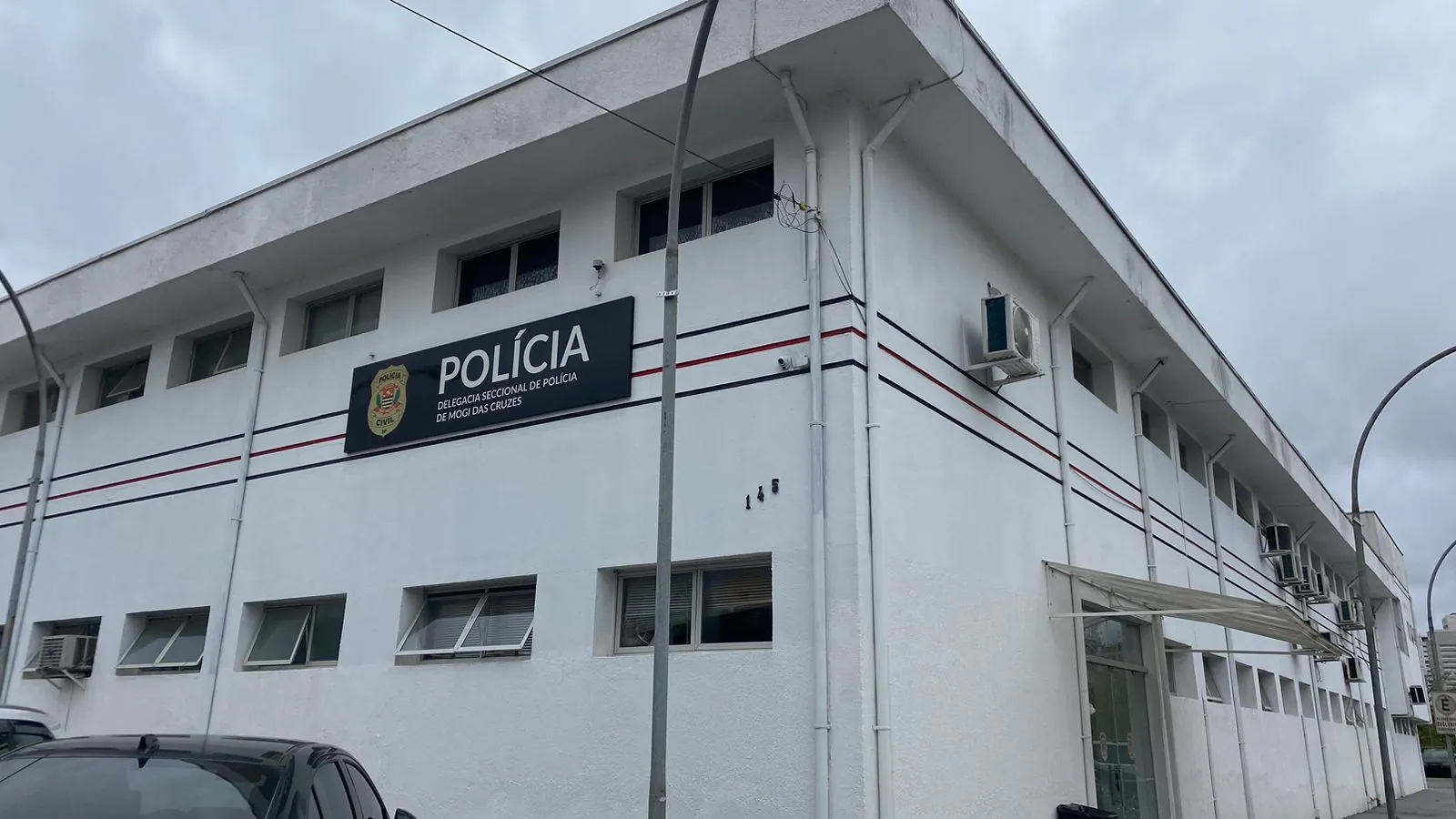 Homem tem 70% do corpo queimado após explosão em casa de Mogi das Cruzes