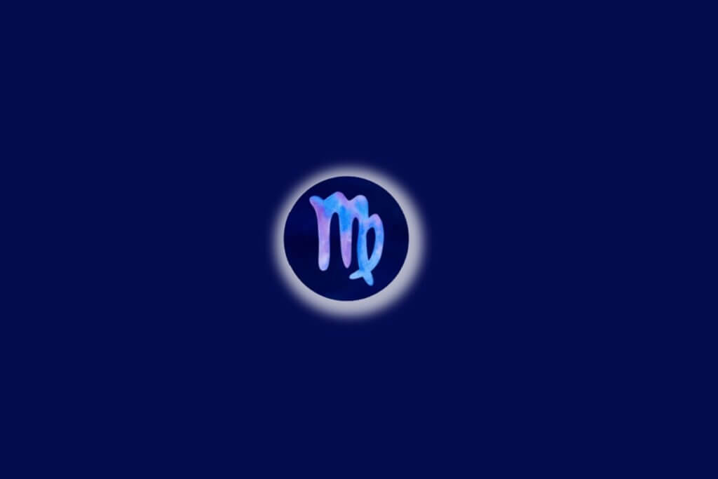 Símbolo do signo de virgem, com tons de azul-claro e lilás, envolvido por um brilho branco e em destaque sobre fundo azul-escuro