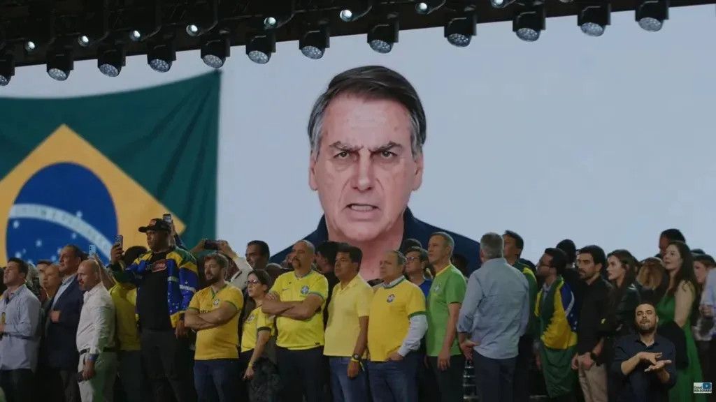 Defesa diz que Bolsonaro não autorizou uso de vídeo de IA em convenção do PL