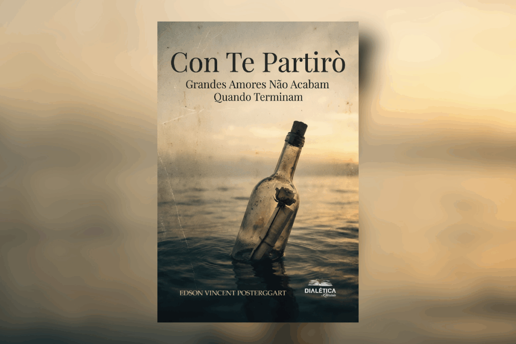 Capa de livro com título e nome do autor escrito em marrom e imagem de garrafa de vidro com papel enrolado e uma flor branca a deriva no mar no fim da tarde