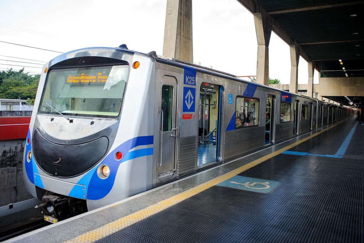 Metrô de SP mantém operação 24 horas nos fins de semana até janeiro de 2027