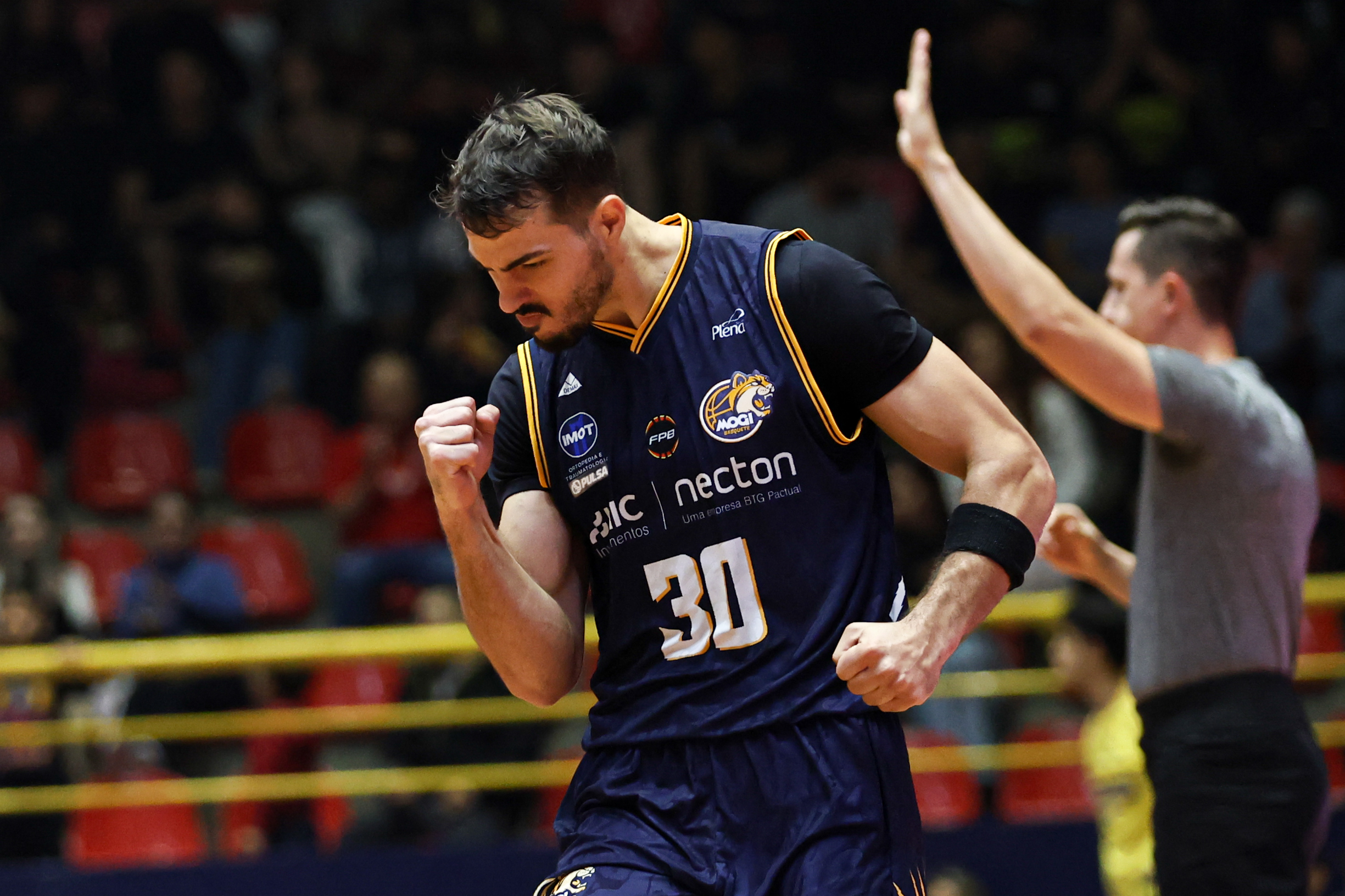 Na Argentina, Mogi Basquete vence donos da casa e fecha 1ª fase da Liga Sul-Americana invicto