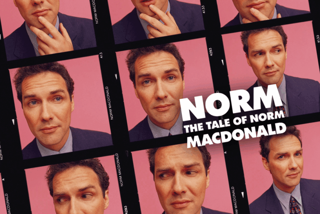 Colagem em estilo de tira de filme com várias fotos do comediante Norm Macdonald fazendo expressões faciais sérias e pensativas sobre fundo rosa, com o texto "NORM THE TALE OF NORM MACDONALD" gravado em branco.