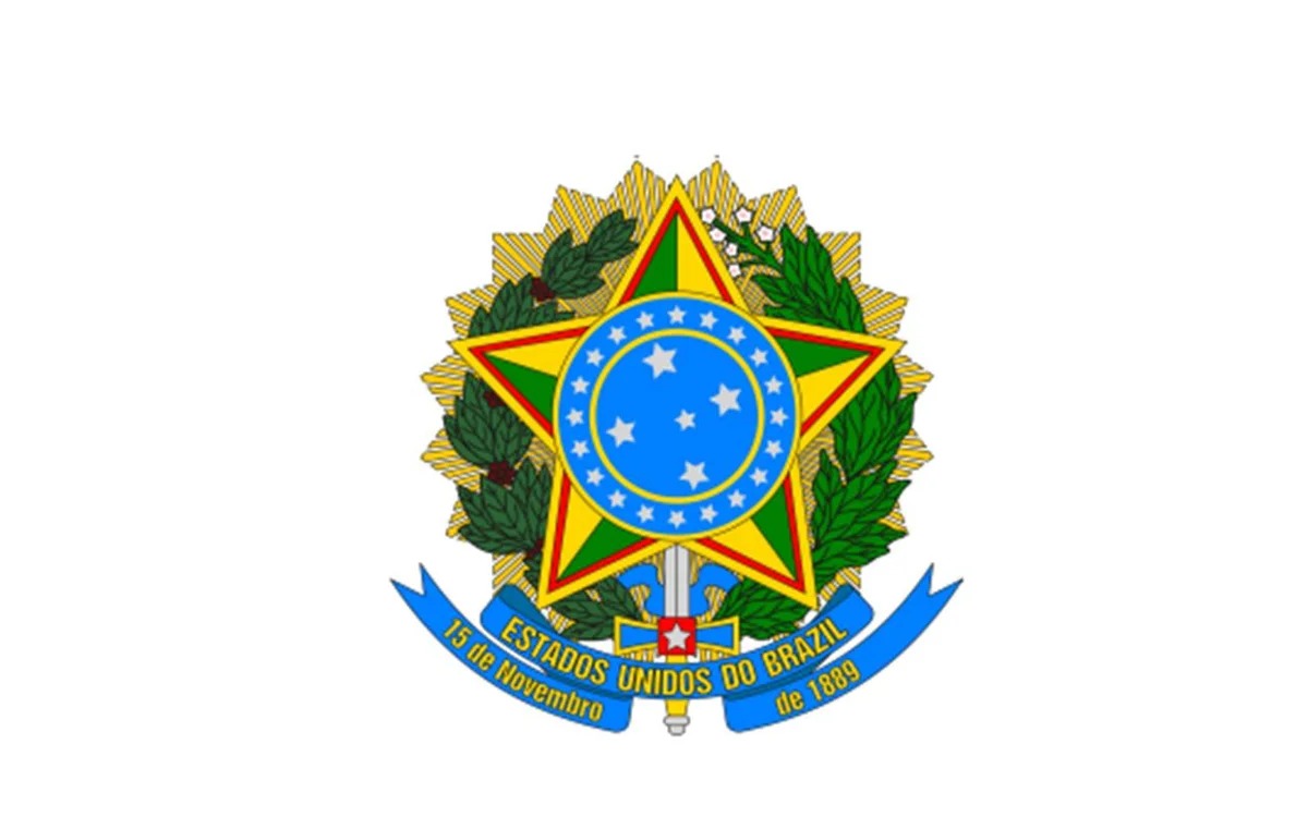 Carta em que Flávio Bolsonaro se declara presidente tinha brasão antigo com Brasil escrito com Z